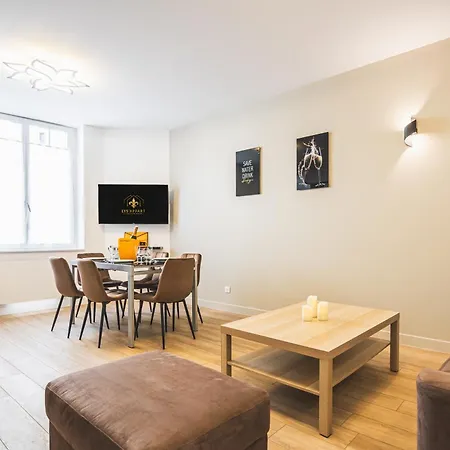Lys Apartmán *